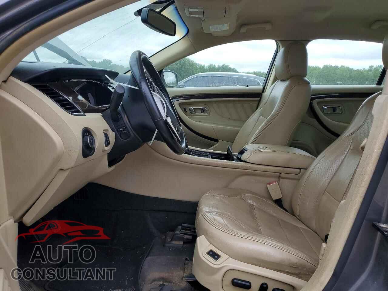 FORD TAURUS 2013 - 1FAHP2F82DG117573