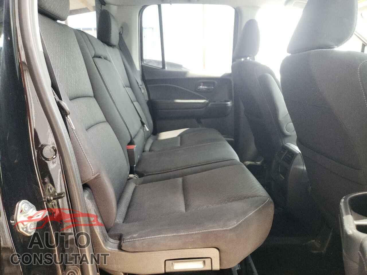 HONDA RIDGELINE 2017 - 5FPYK3F18HB007619