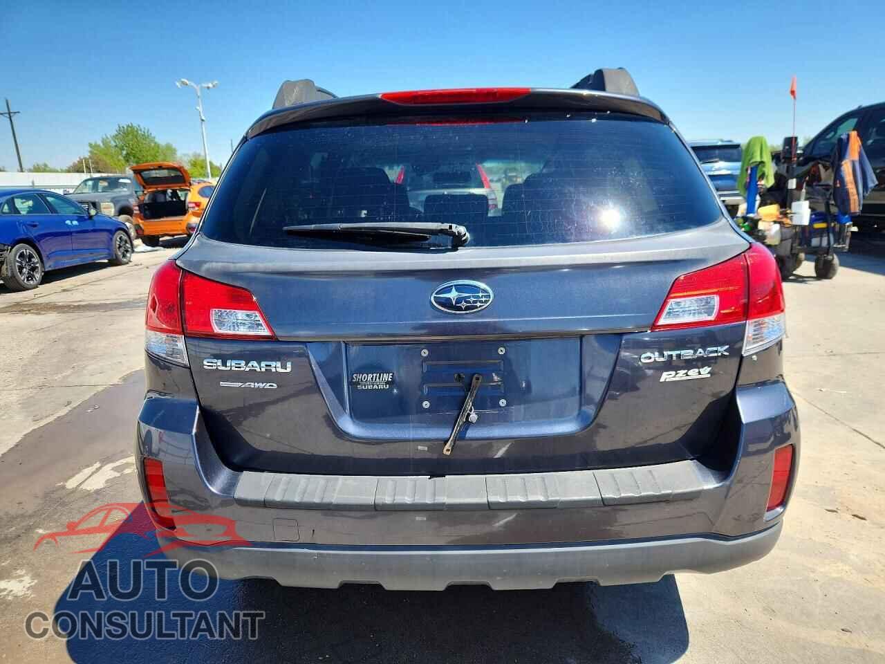 SUBARU OUTBACK 2013 - 4S4BRBCC5D3230732