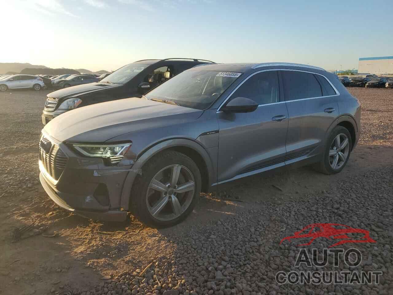 AUDI E-TRON 2019 - WA1LAAGE2KB024366