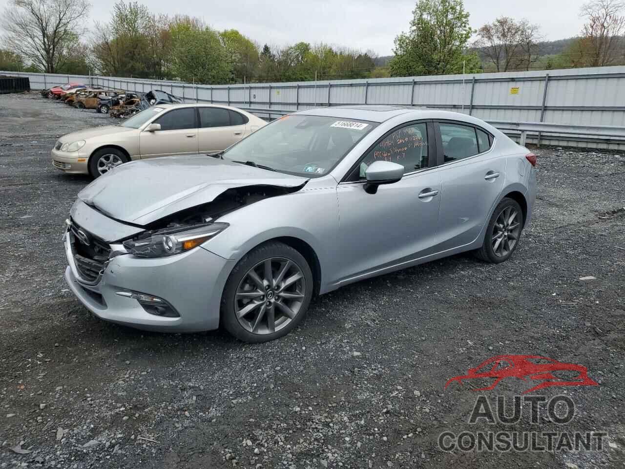 MAZDA 3 2018 - 3MZBN1W35JM255532