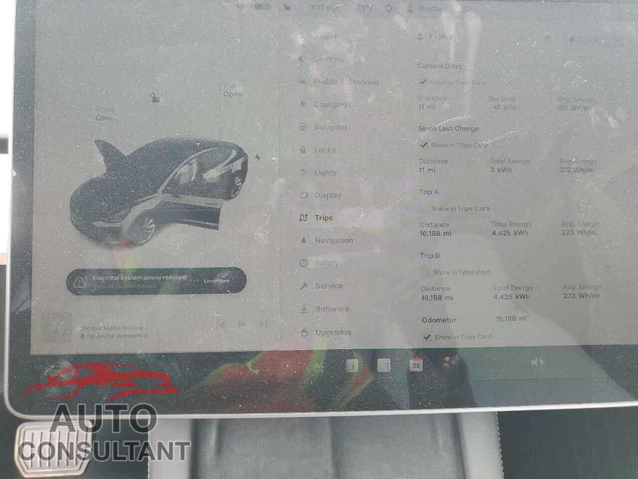 TESLA MODEL 3 2023 - 5YJ3E1EA8PF625523