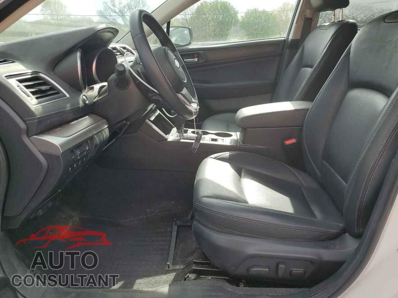 SUBARU OUTBACK 2019 - 4S4BSENC7K3388635