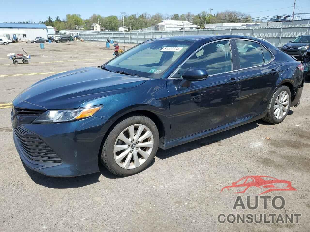 TOYOTA CAMRY 2018 - 4T1B11HK5JU657951