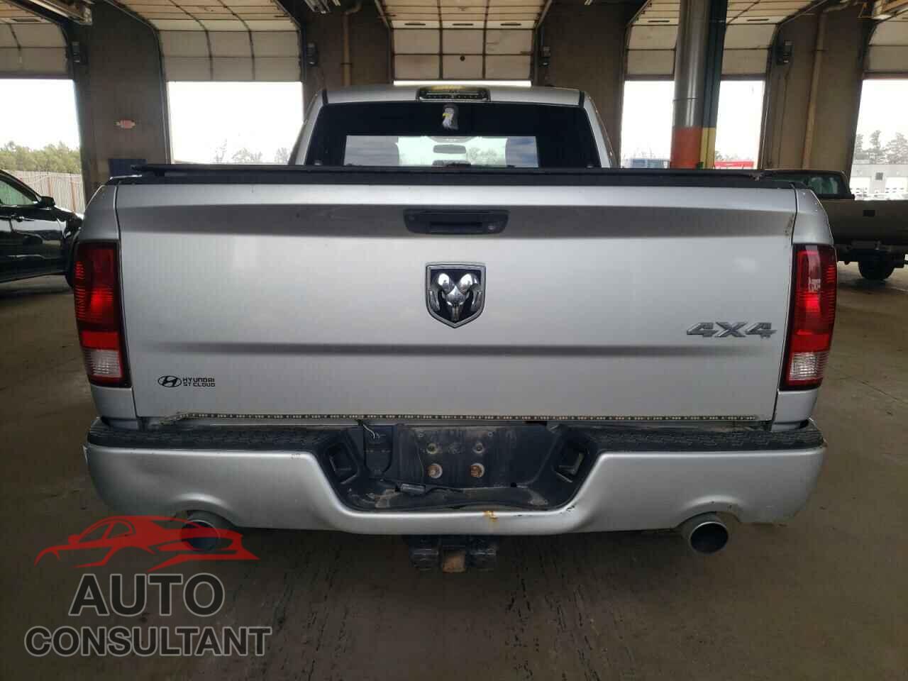DODGE RAM 1500 2012 - 1C6RD7FT0CS284493