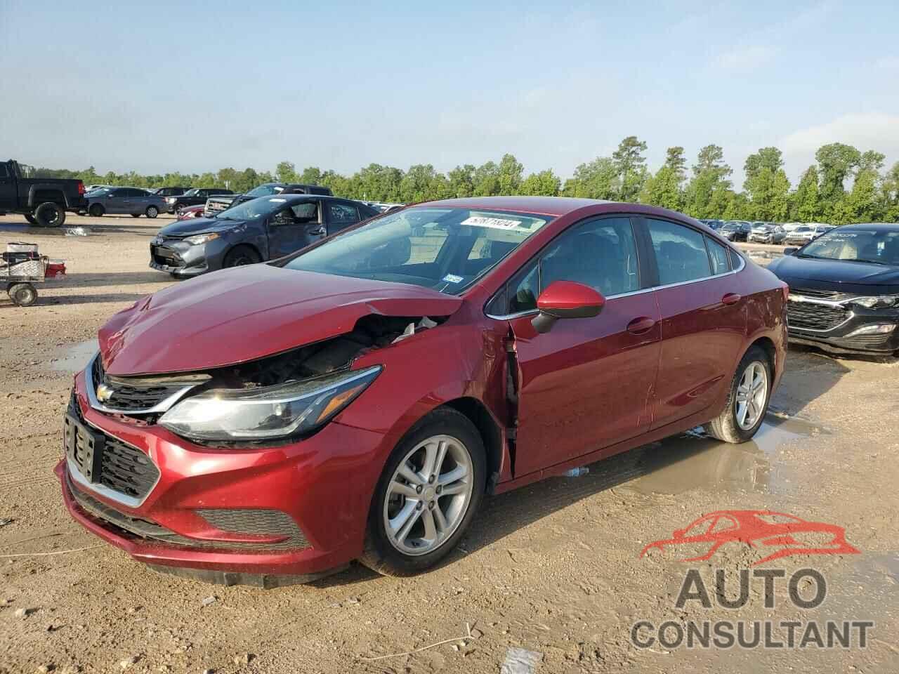 CHEVROLET CRUZE 2018 - 1G1BE5SM5J7146693