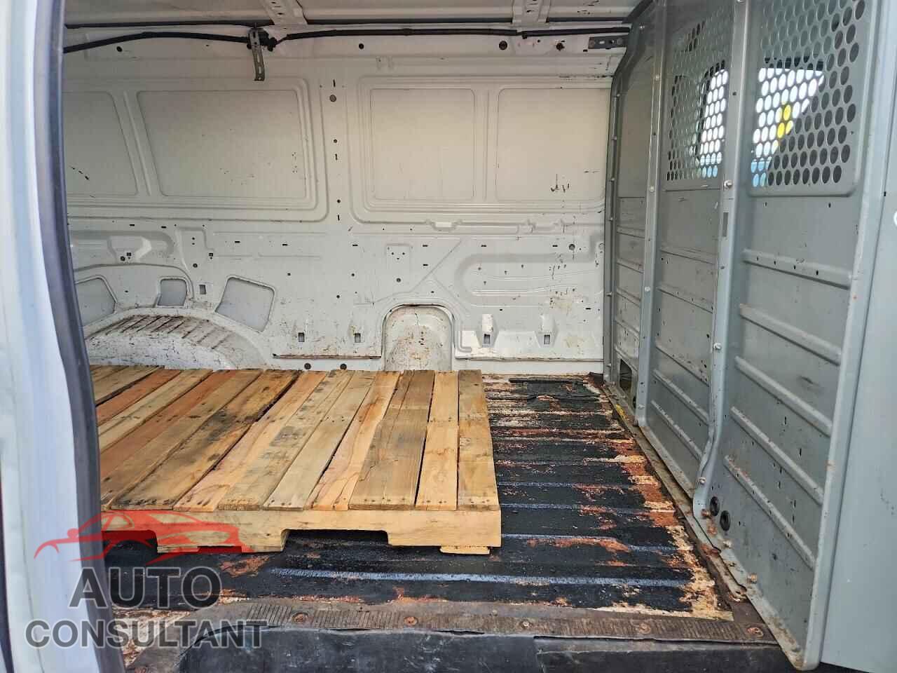 FORD ECONOLINE 2011 - 1FTNE2EW0BDA58721