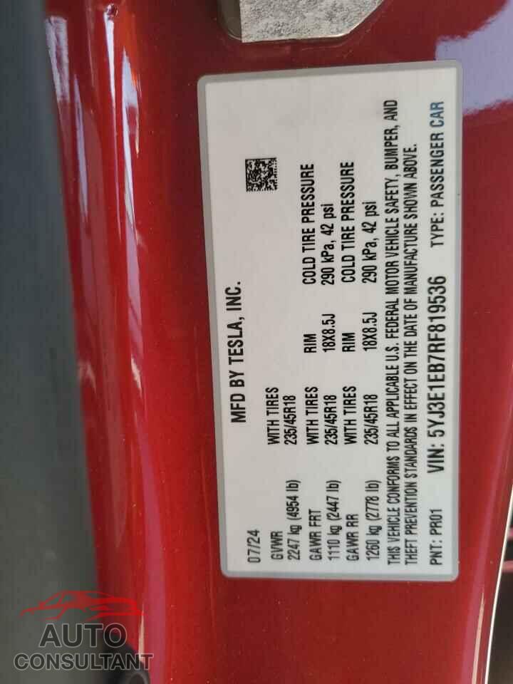 TESLA MODEL 3 2024 - 5YJ3E1EB7RF819536