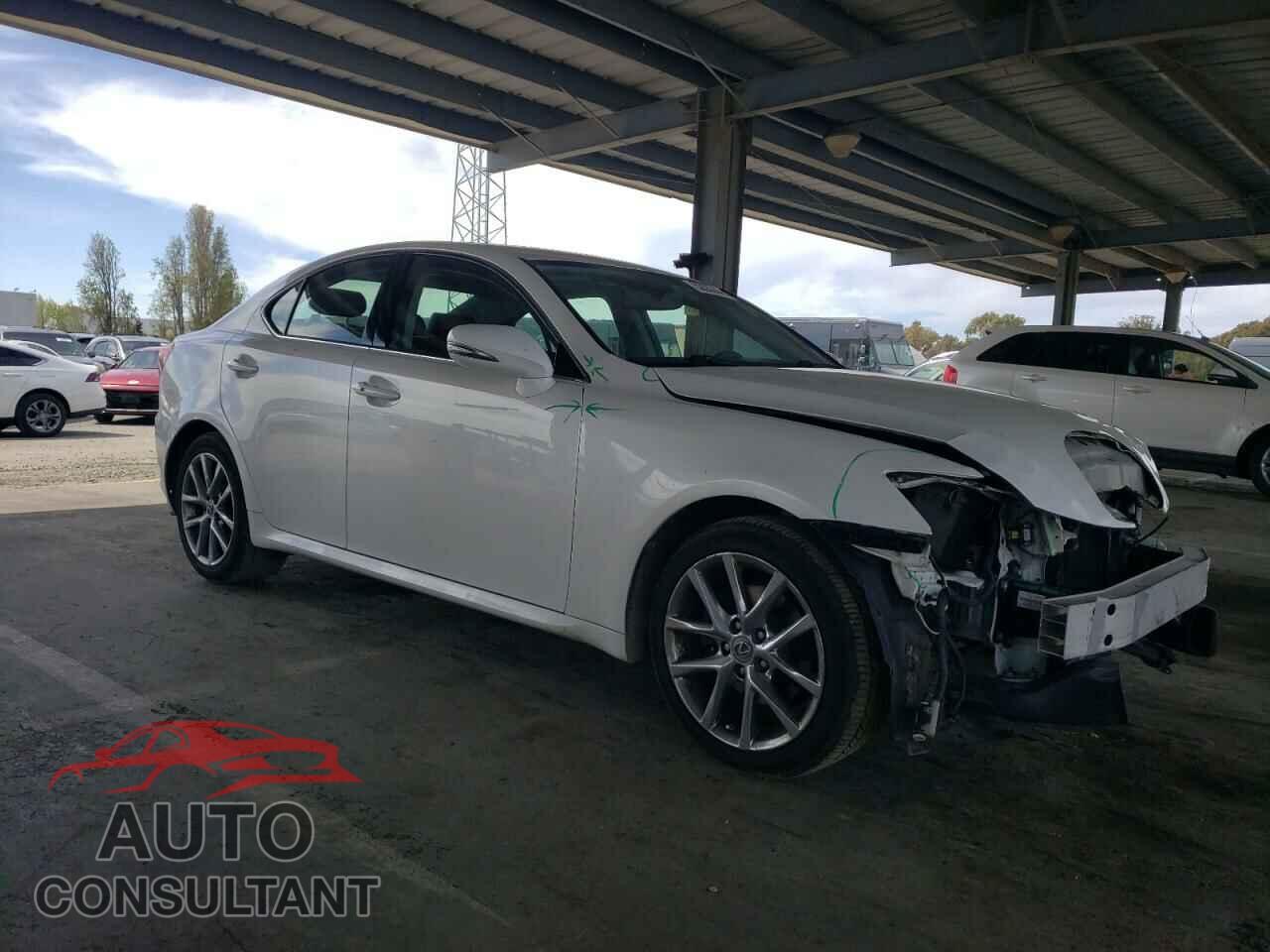LEXUS IS 2011 - JTHBF5C23B5152876