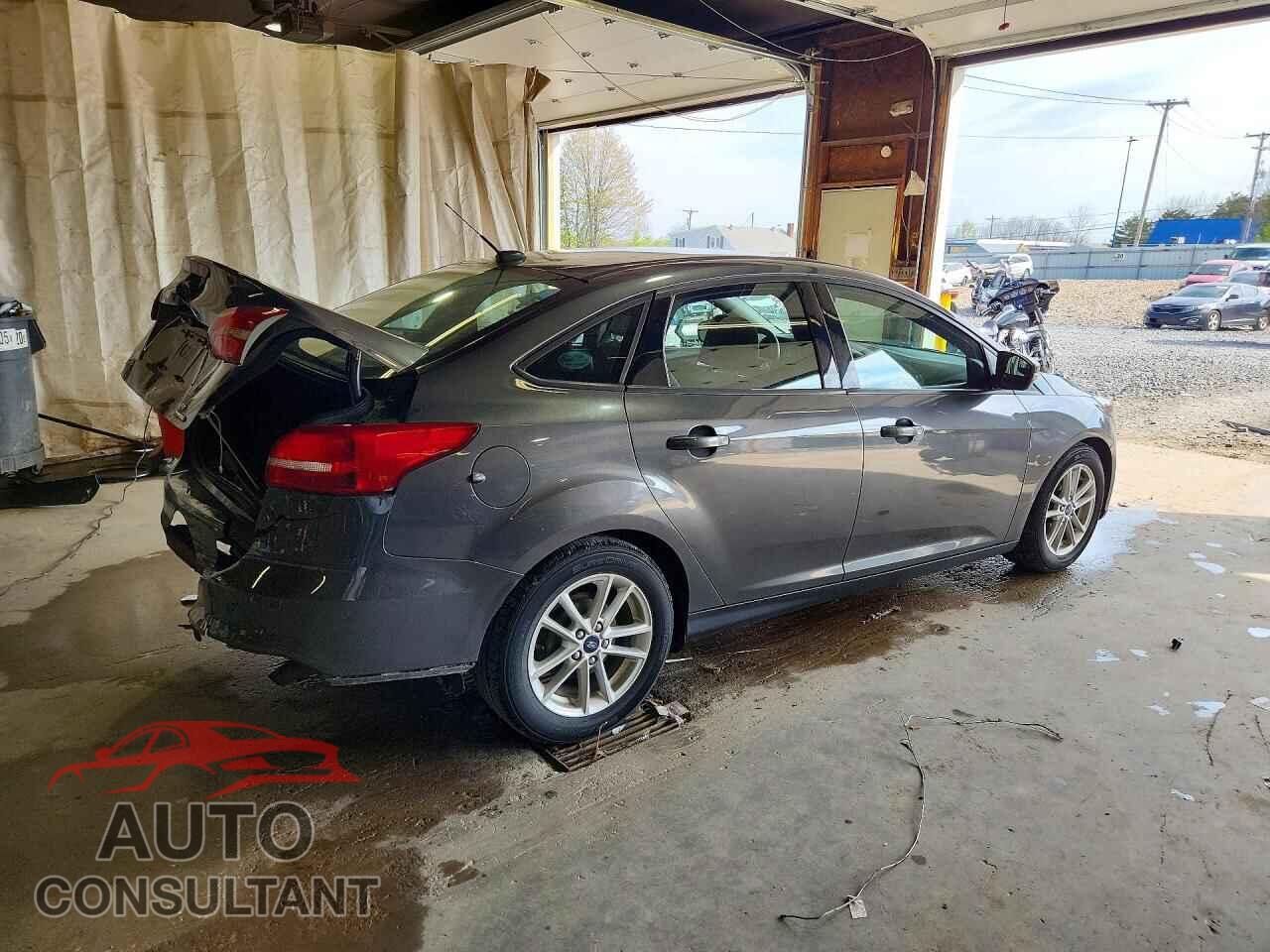 FORD FOCUS 2015 - 1FADP3F20FL280295