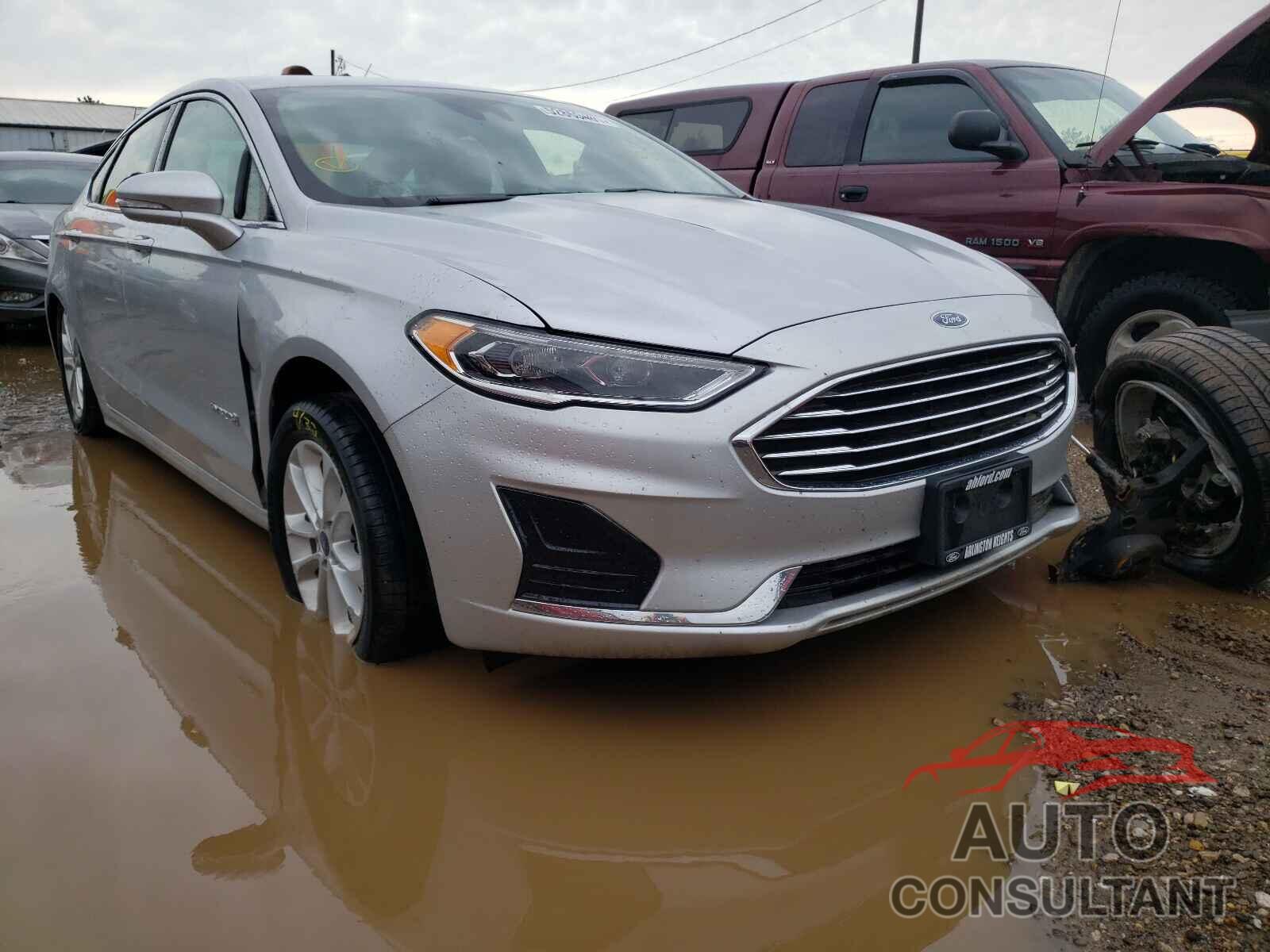 FORD FUSION 2019 - 3FA6P0MU9KR235332