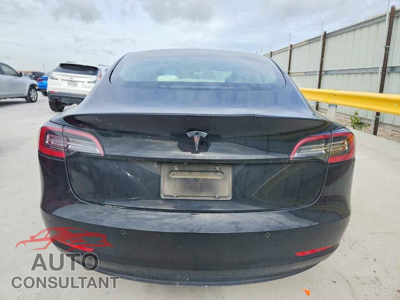 TESLA MODEL 3 2021 - 5YJ3E1EA7MF854433
