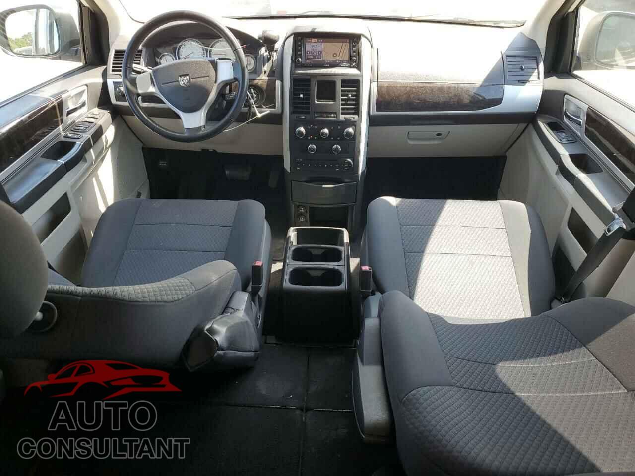 DODGE CARAVAN 2010 - 2D4RN5D17AR161433