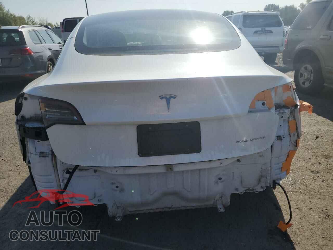 TESLA MODEL 3 2021 - 5YJ3E1EB4MF052429