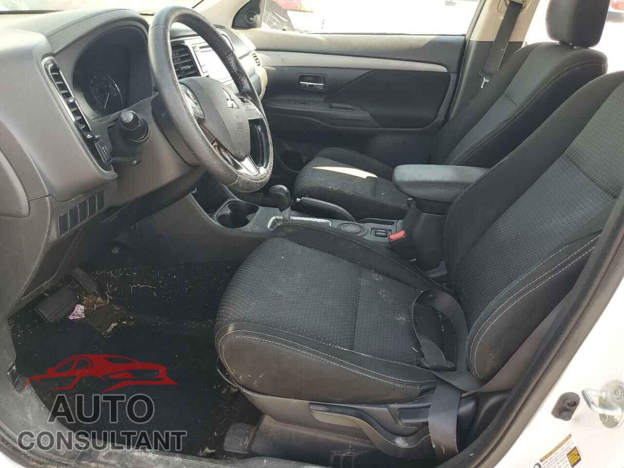 MITSUBISHI OUTLANDER 2016 - JA4AD3A35GZ062139
