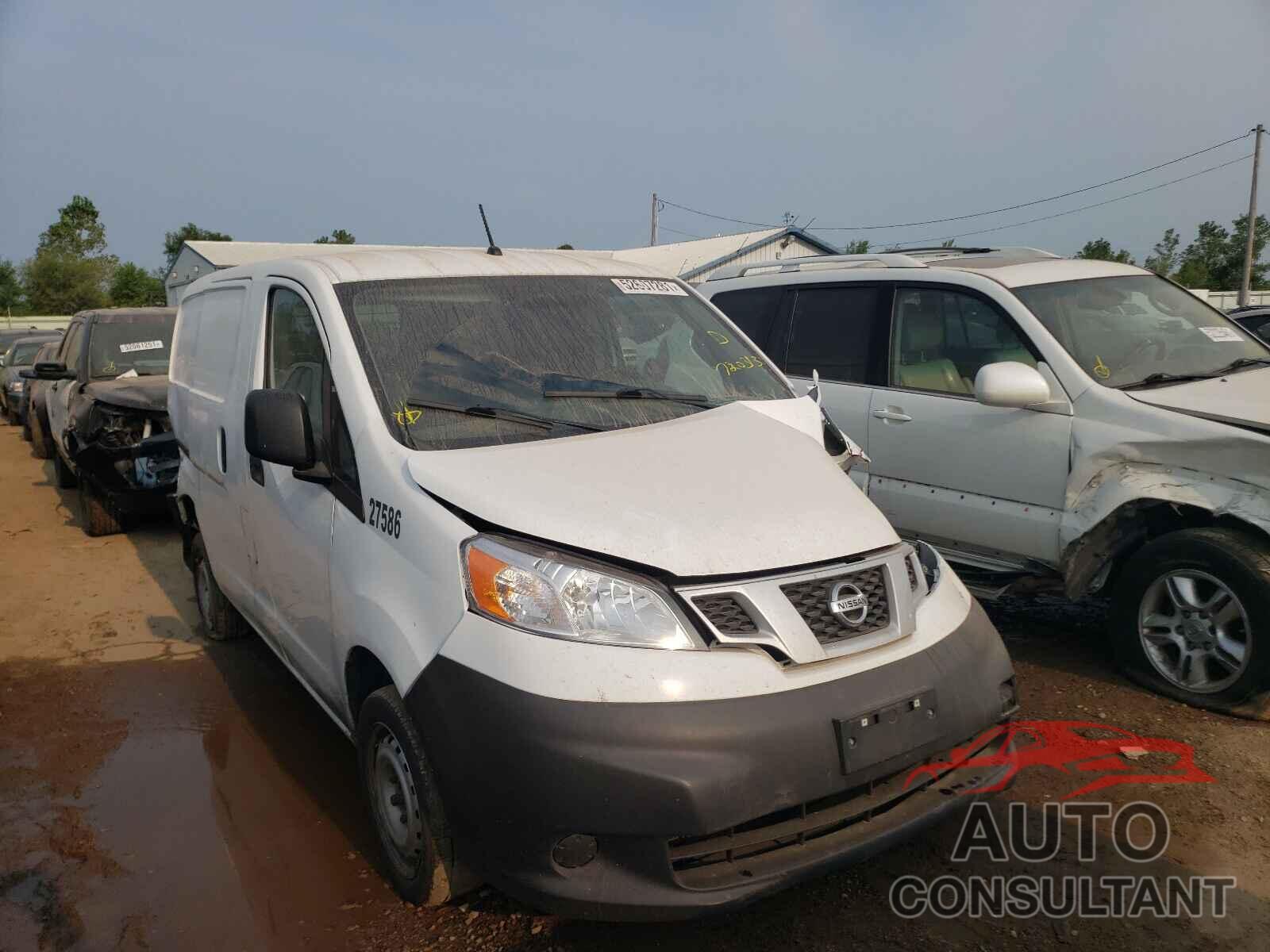 NISSAN NV 2017 - 3N6CM0KN9HK720313