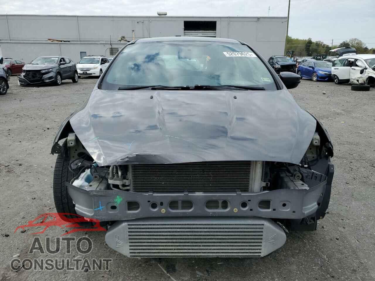 FORD FOCUS 2017 - 1FADP3L93HL309681
