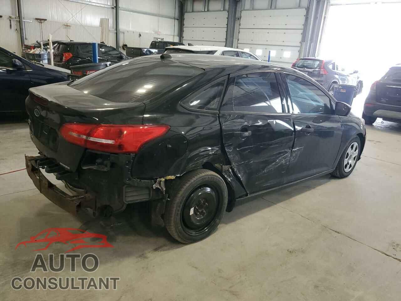 FORD FOCUS 2015 - 1FADP3E27FL328313