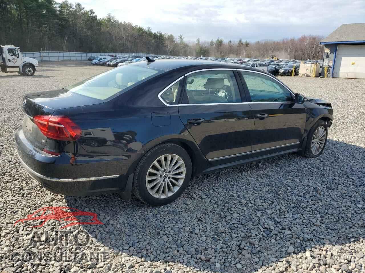 VOLKSWAGEN PASSAT 2017 - 1VWBT7A32HC018878