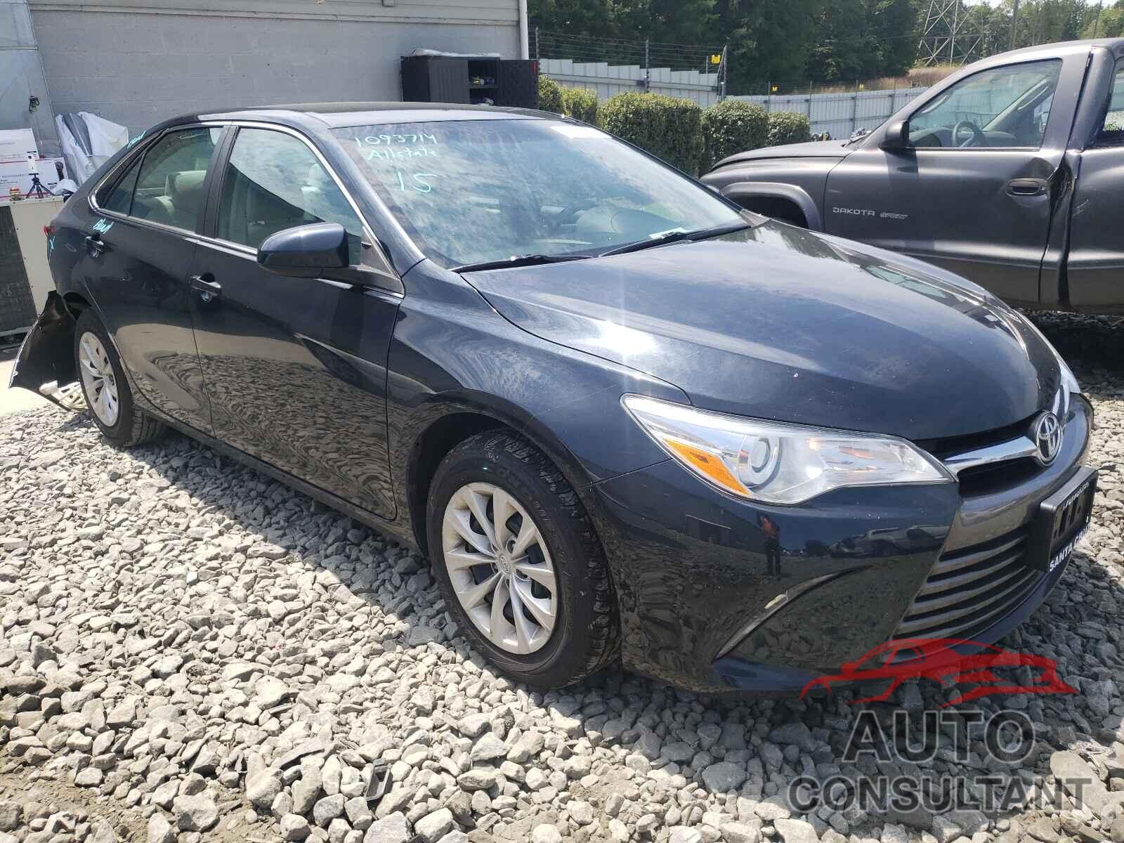 TOYOTA CAMRY 2016 - 4T4BF1FK7GR576016