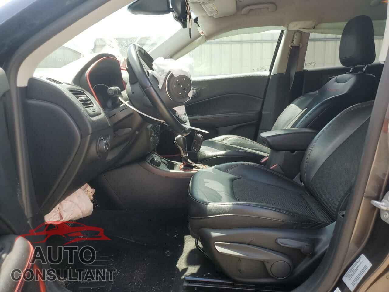 JEEP COMPASS 2017 - 3C4NJDDB8HT616887
