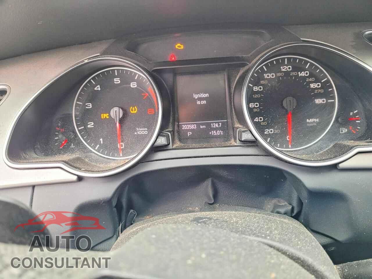 AUDI A5 2012 - WAULFAFR0CA027153
