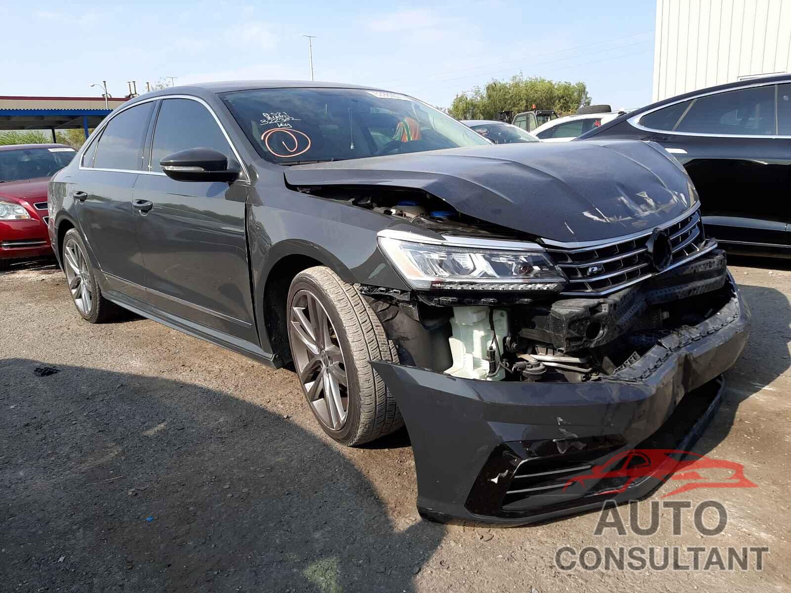VOLKSWAGEN PASSAT 2016 - 1VWAT7A32GC028756