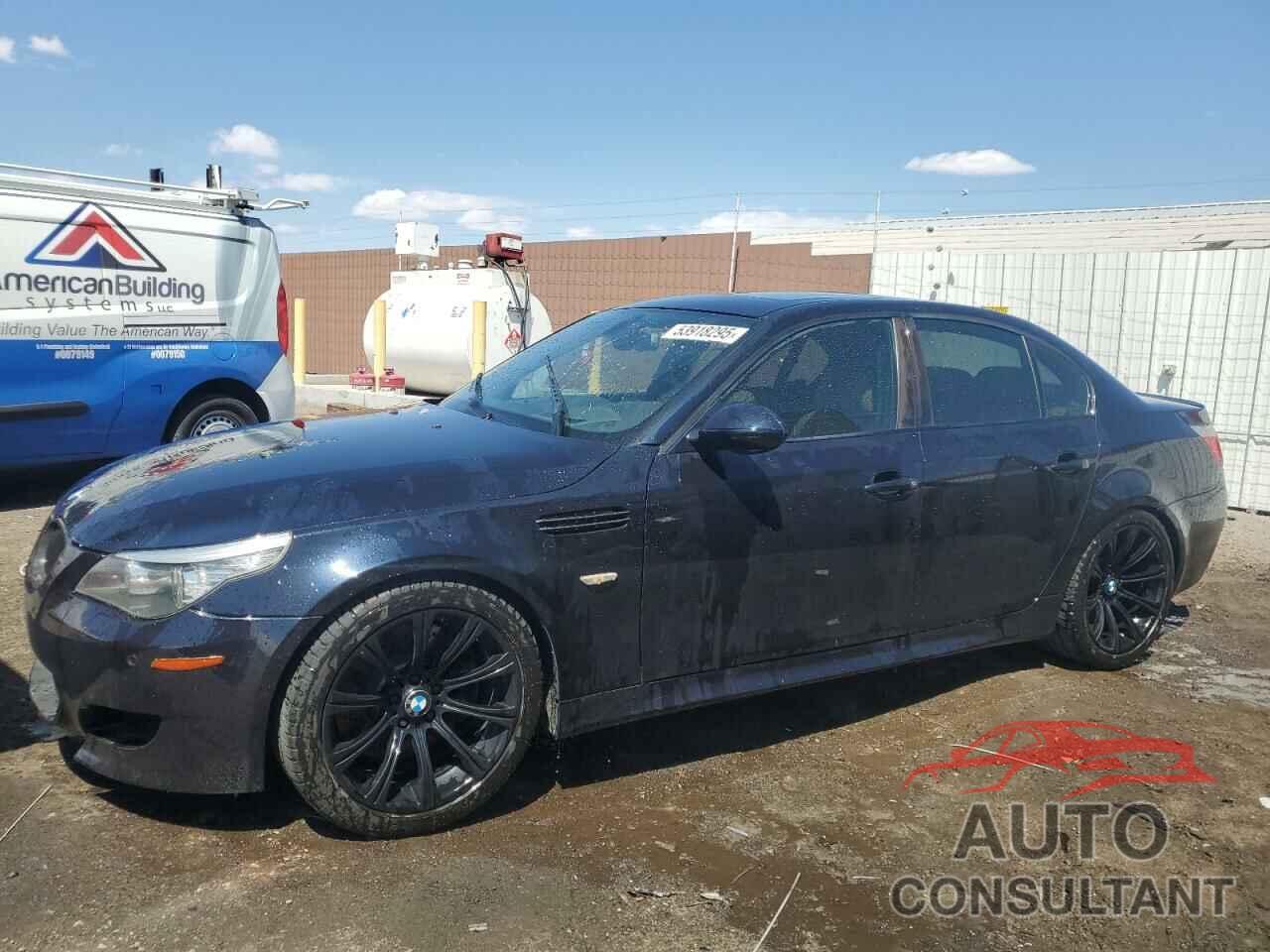 BMW M5 2010 - WBSNB9C50AC043239