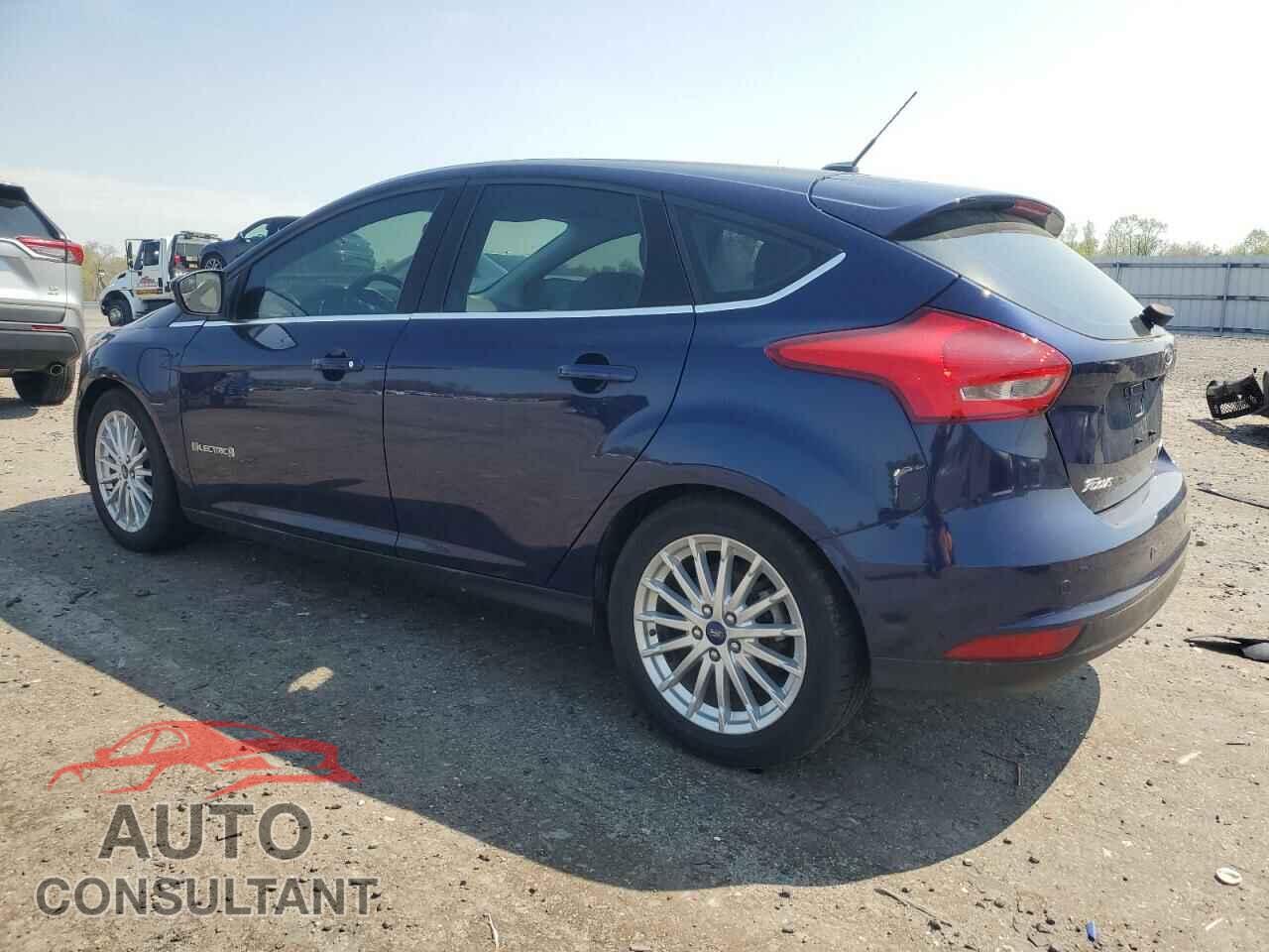 FORD FOCUS 2017 - 1FADP3R45HL343570