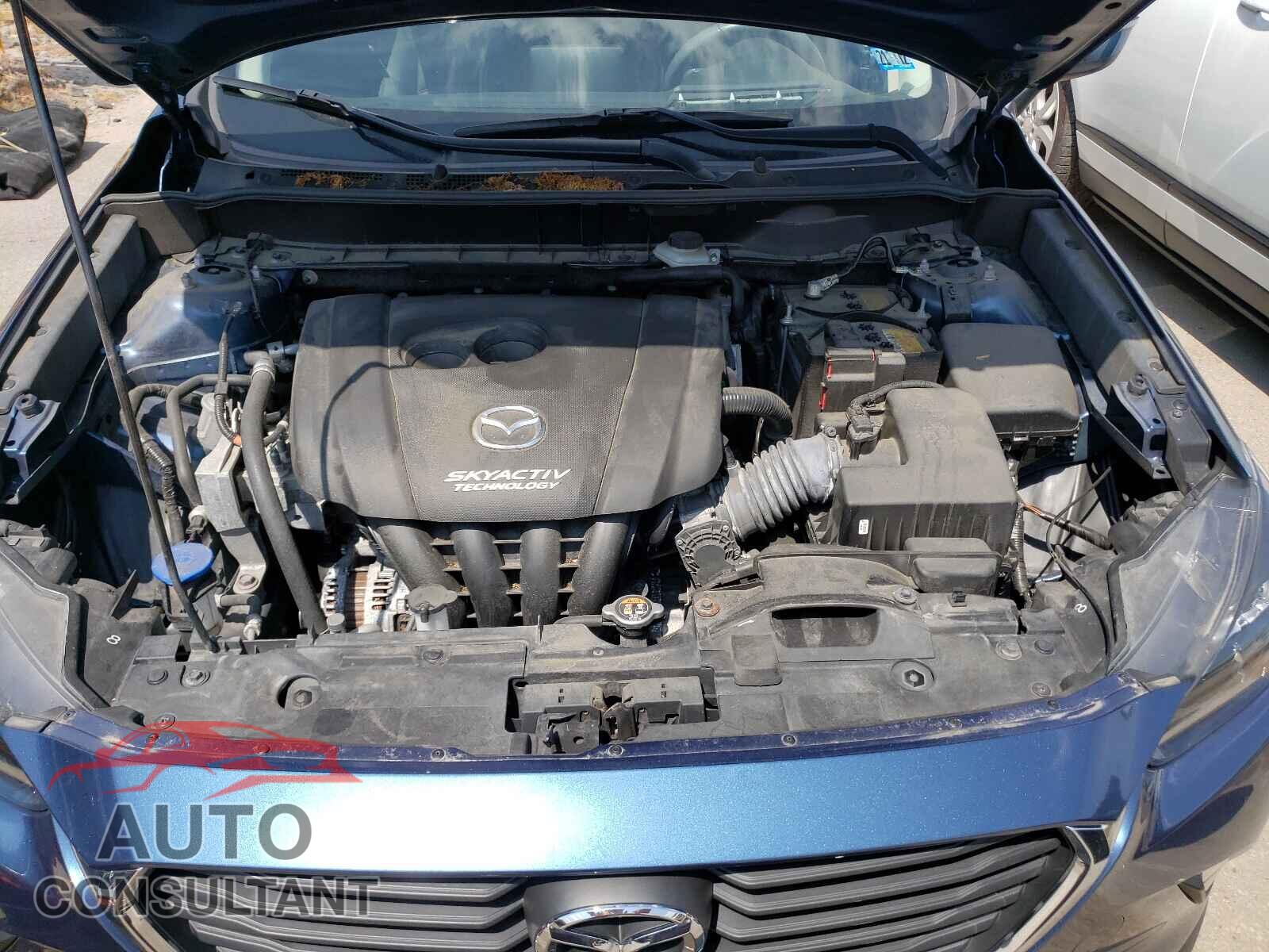 MAZDA CX-3 2018 - JM1DKFC78J1311632