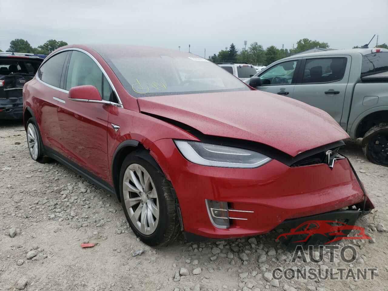 TESLA MODEL X 2018 - 5YJXCBE22JF121885