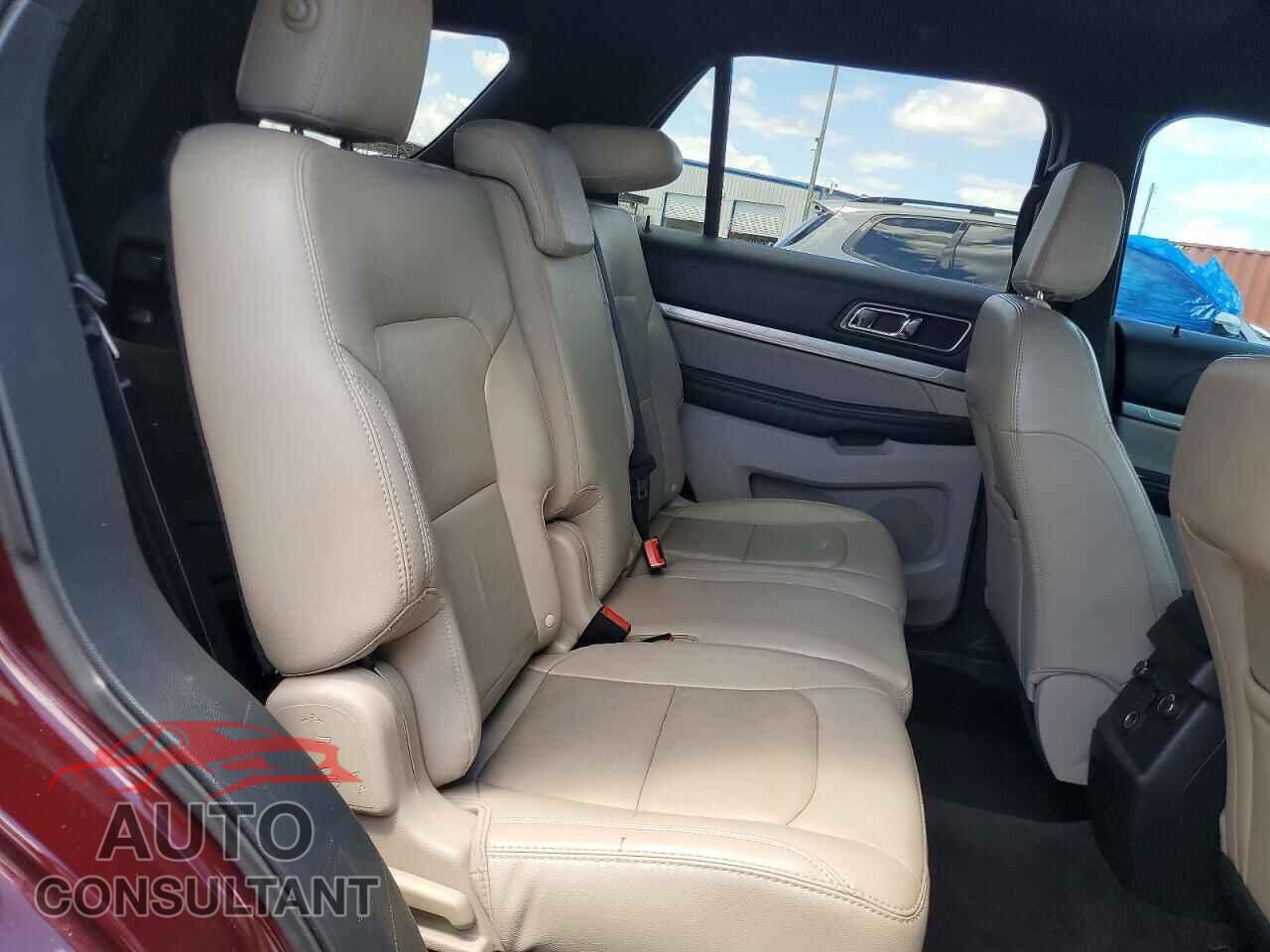 FORD EXPLORER 2018 - 1FM5K7D80JGB52194