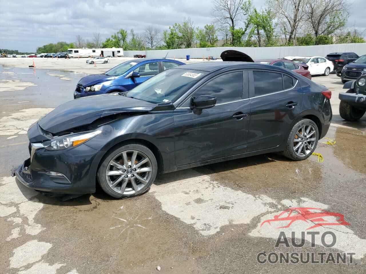 MAZDA 3 2018 - 3MZBN1V36JM249627