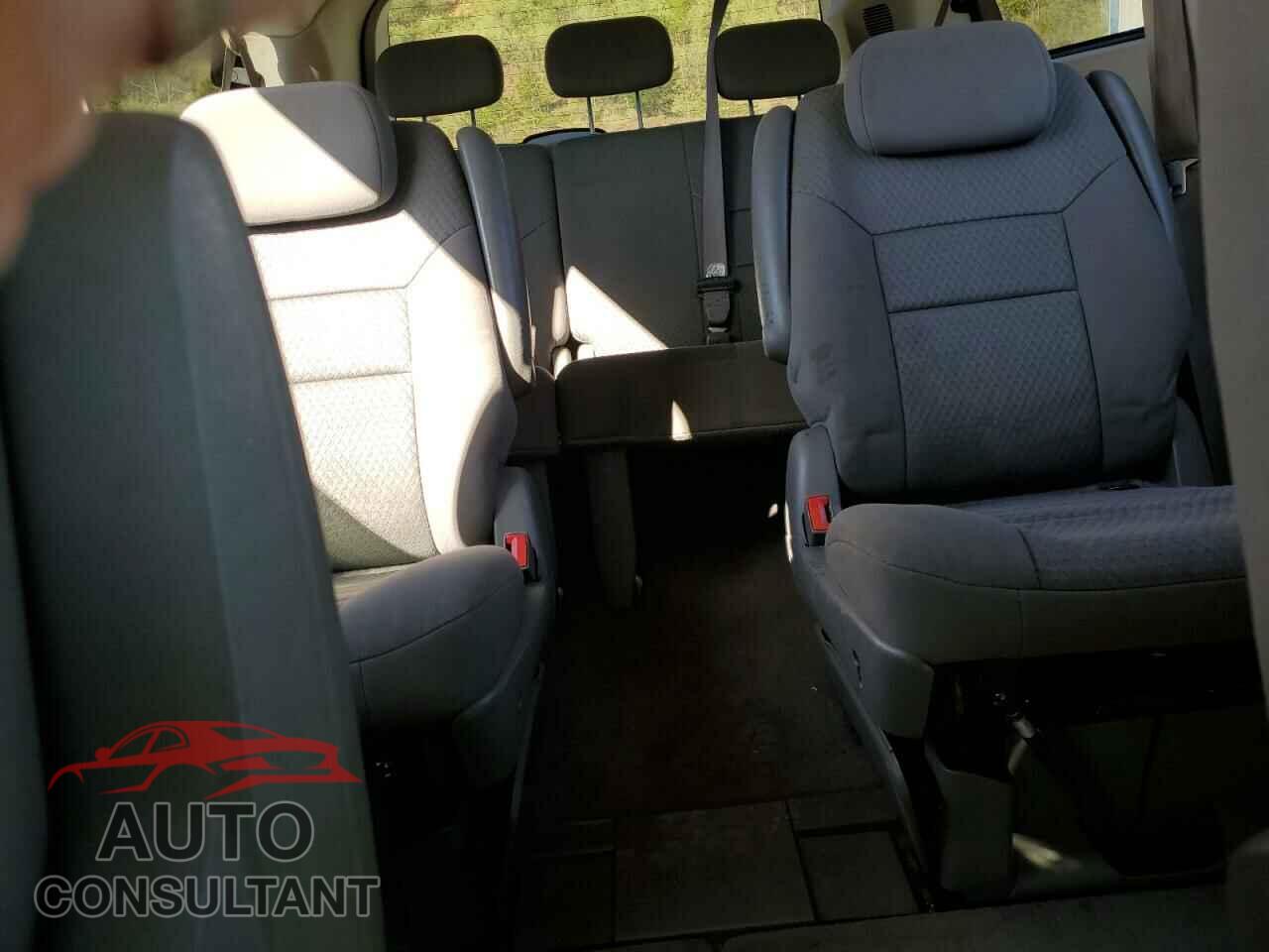 DODGE CARAVAN 2010 - 2D4RN5D13AR369339