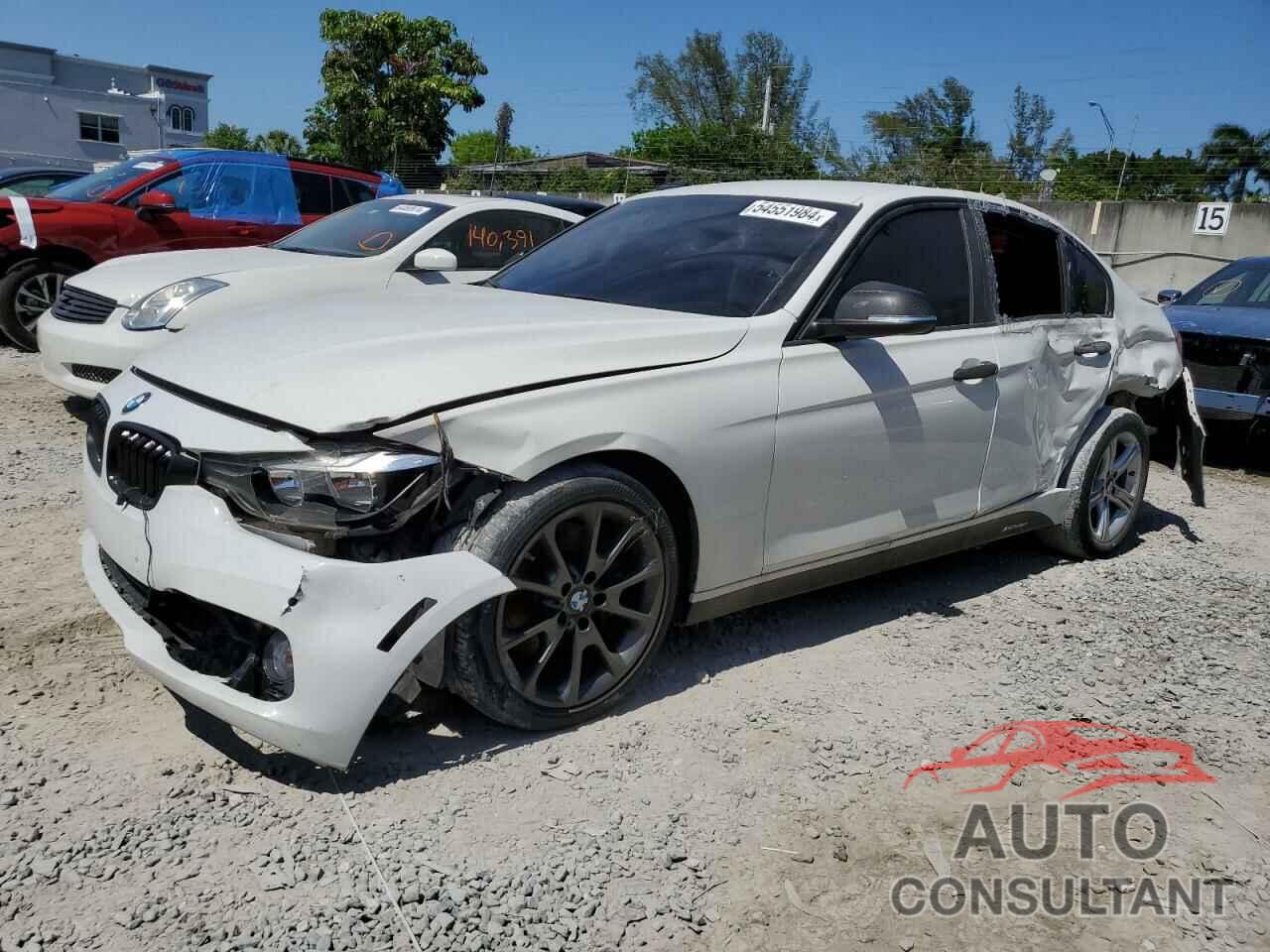 BMW 3 SERIES 2016 - WBA8E1G55GNT37513