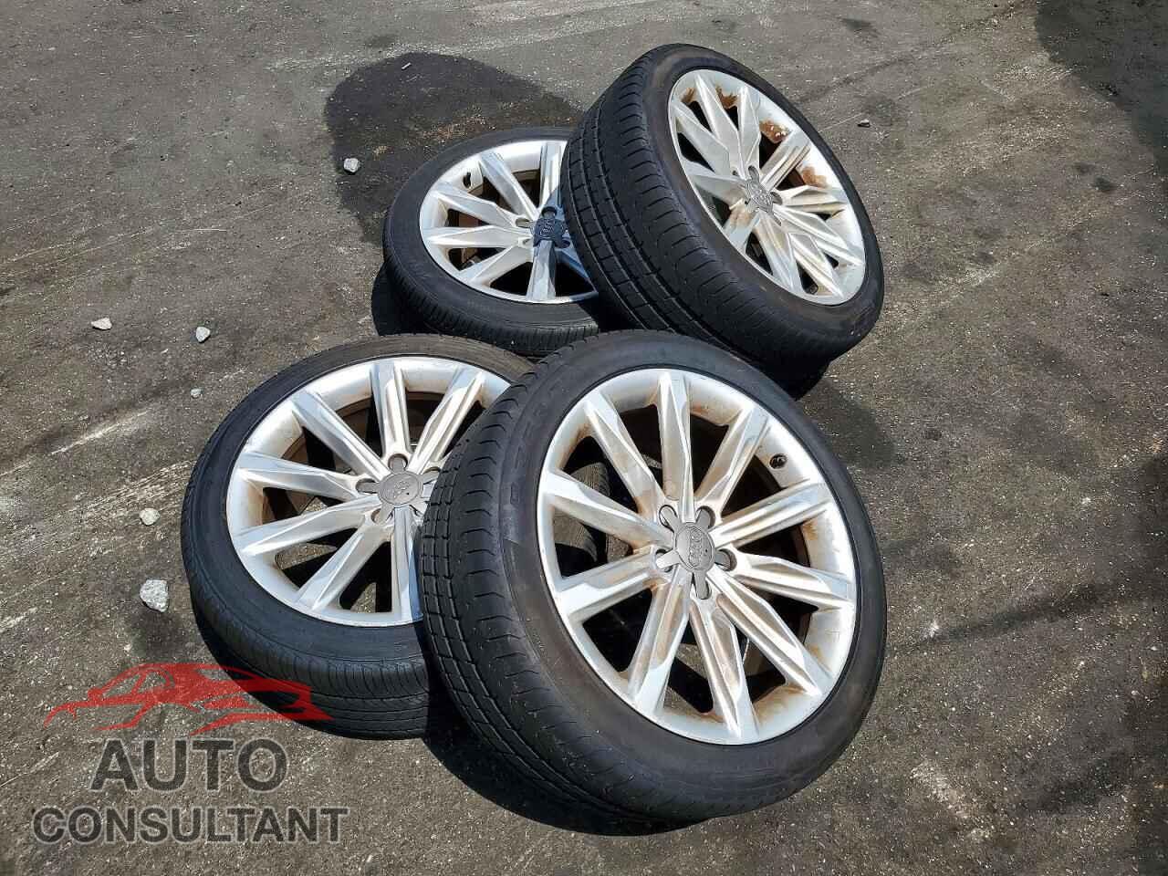 AUDI A7 2012 - WAUYGAFC7CN146342