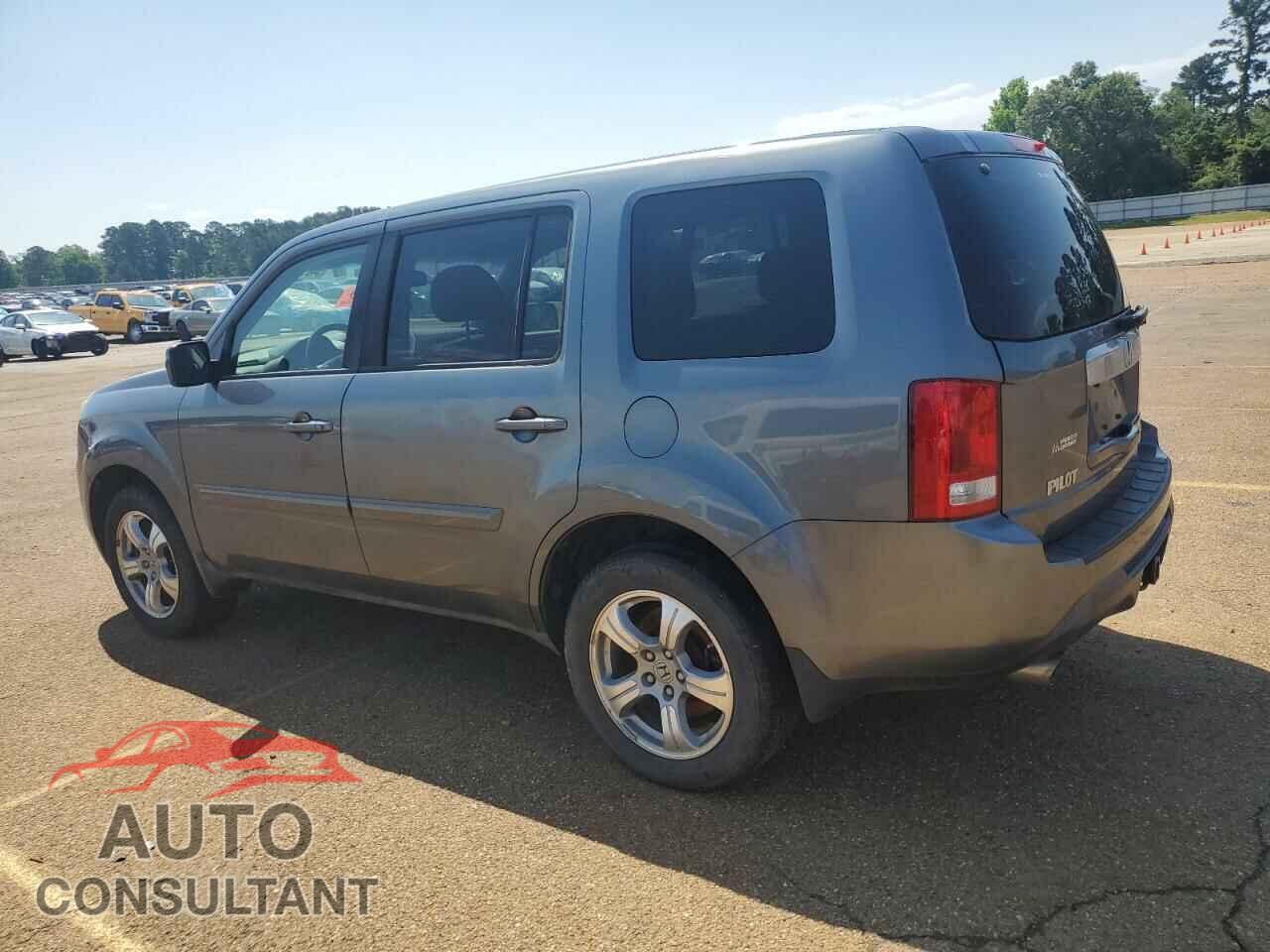 HONDA PILOT 2013 - 5FNYF4H53DB022526