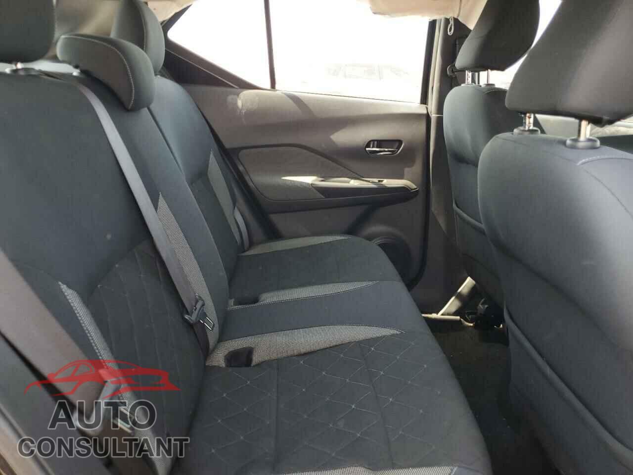 NISSAN KICKS 2019 - 3N1CP5CU3KL559331