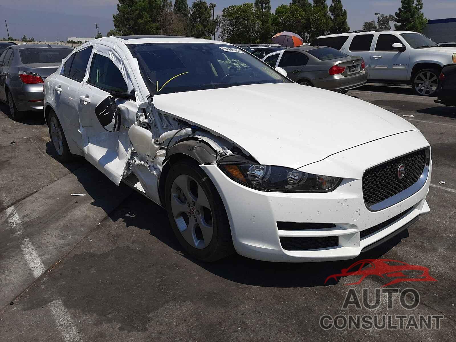 JAGUAR XE 2017 - SAJAR4BG8HA967250