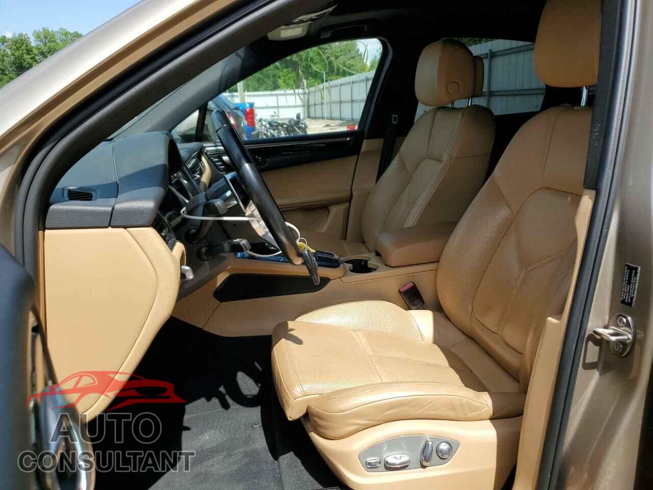 PORSCHE MACAN 2016 - WP1AB2A5XGLB56056