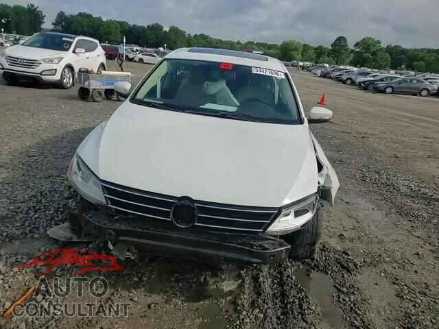 VOLKSWAGEN JETTA 2017 - 3VWDB7AJ0HM290919