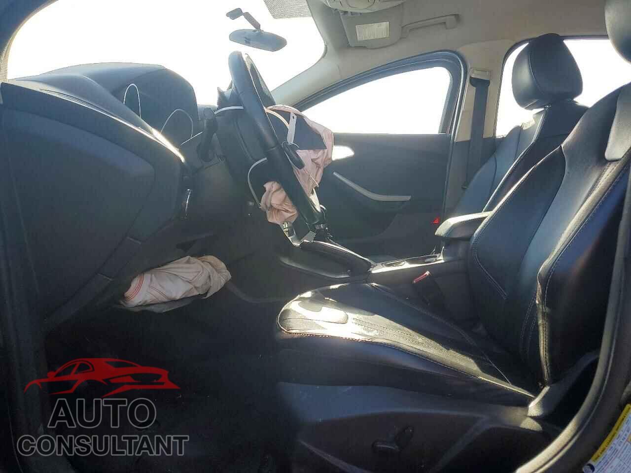 FORD FOCUS 2014 - 1FADP3K23EL169969