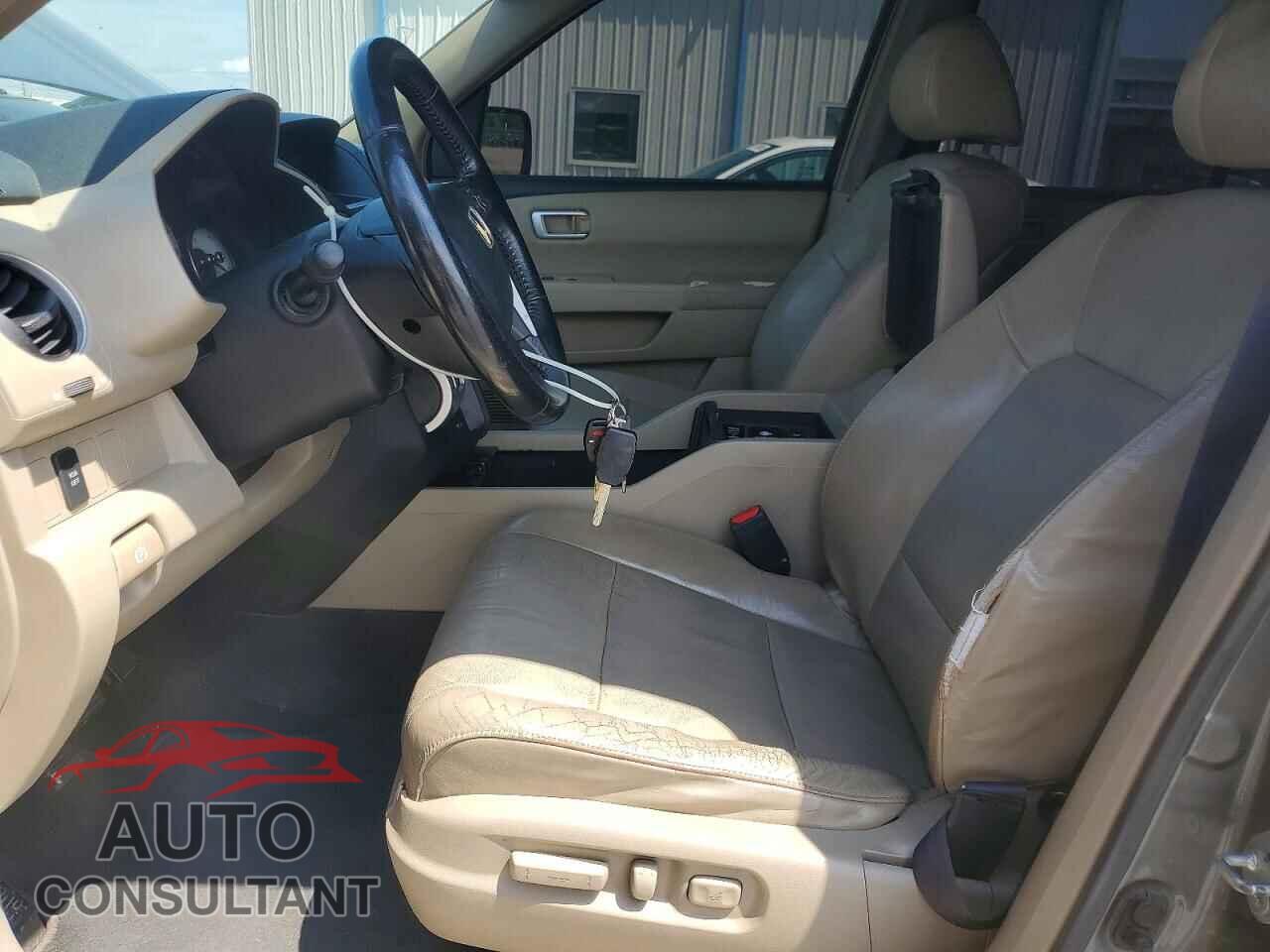 HONDA PILOT 2009 - 5FNYF48639B046373