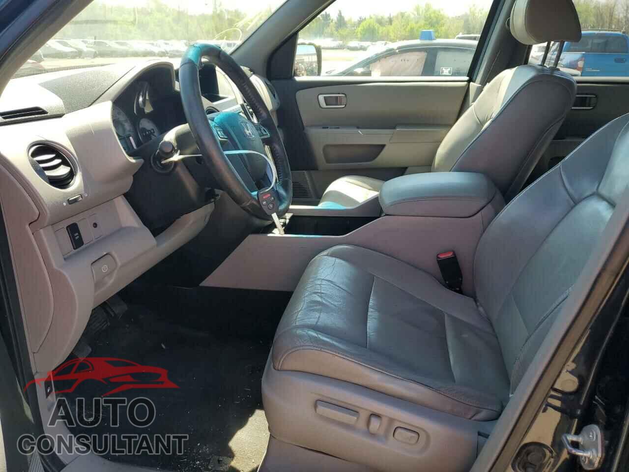 HONDA PILOT 2011 - 5FNYF4H54BB058951