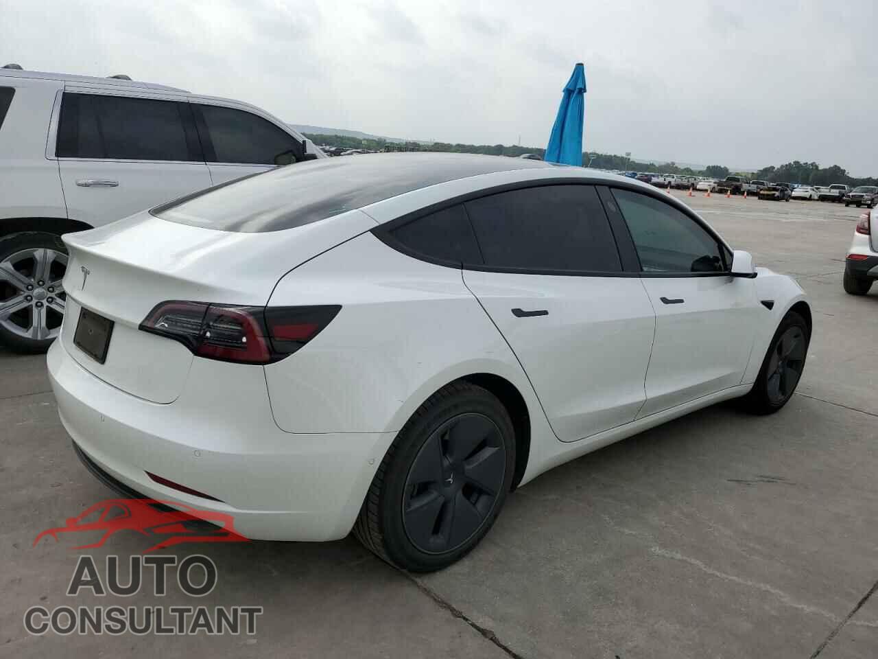 TESLA MODEL 3 2021 - 5YJ3E1EA6MF063052