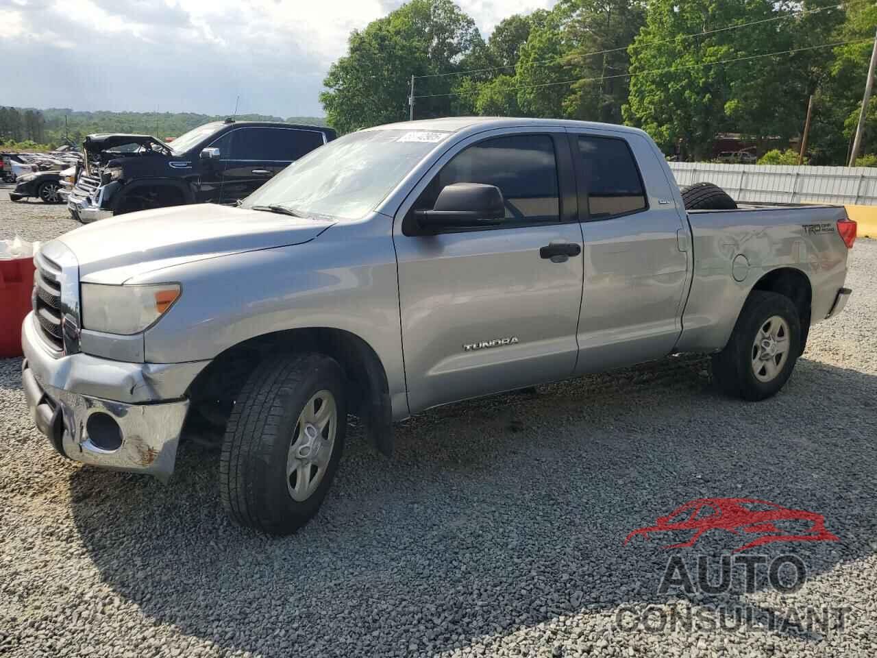 TOYOTA TUNDRA 2013 - 5TFRM5F17DX057575