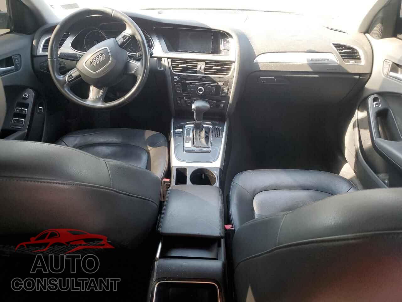 AUDI A4 2013 - WAUBFAFL9DN007324