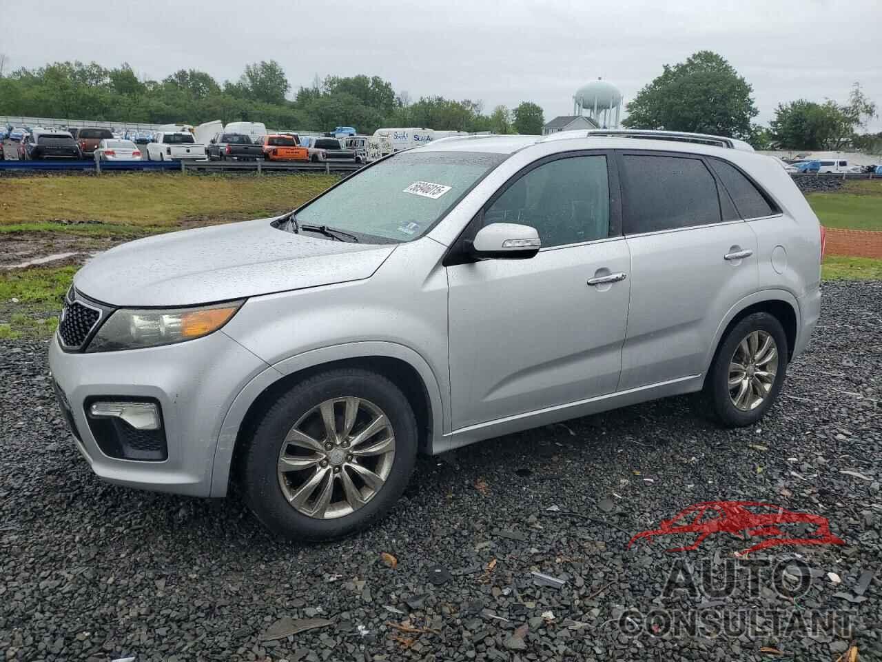 KIA SORENTO 2011 - 5XYKW4A2XBG099857