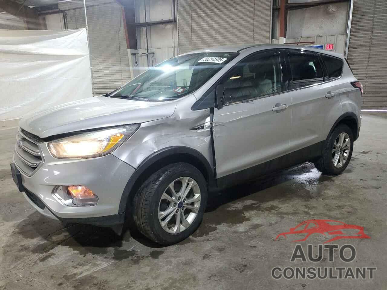 FORD ESCAPE 2017 - 1FMCU9GD0HUC04280