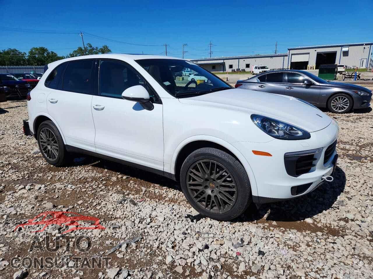 PORSCHE CAYENNE 2018 - WP1AA2A27JKA02667